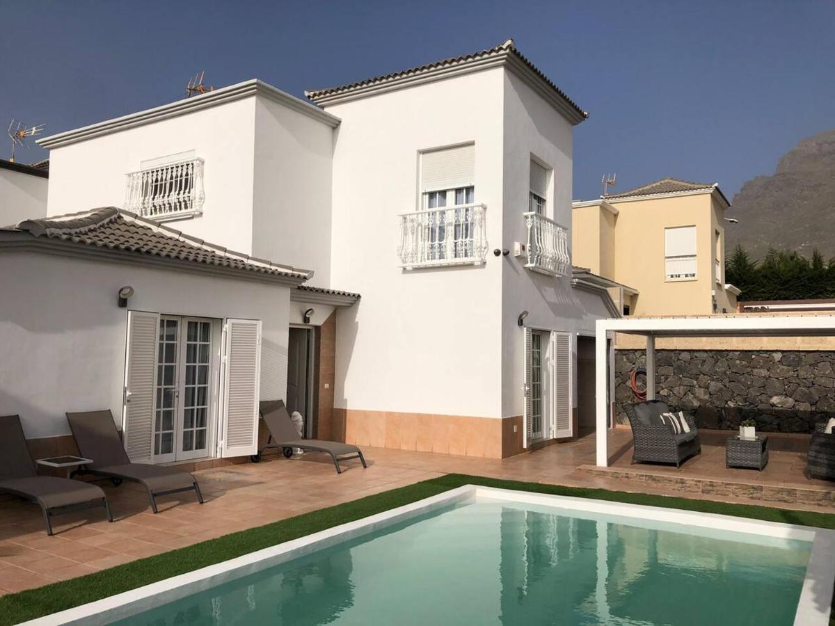 Villa Vanesa Luxury Private Villa With A Heated Pool, 4 Bedrooms And 4 Bathrooms Costa Adeje  Extérieur photo
