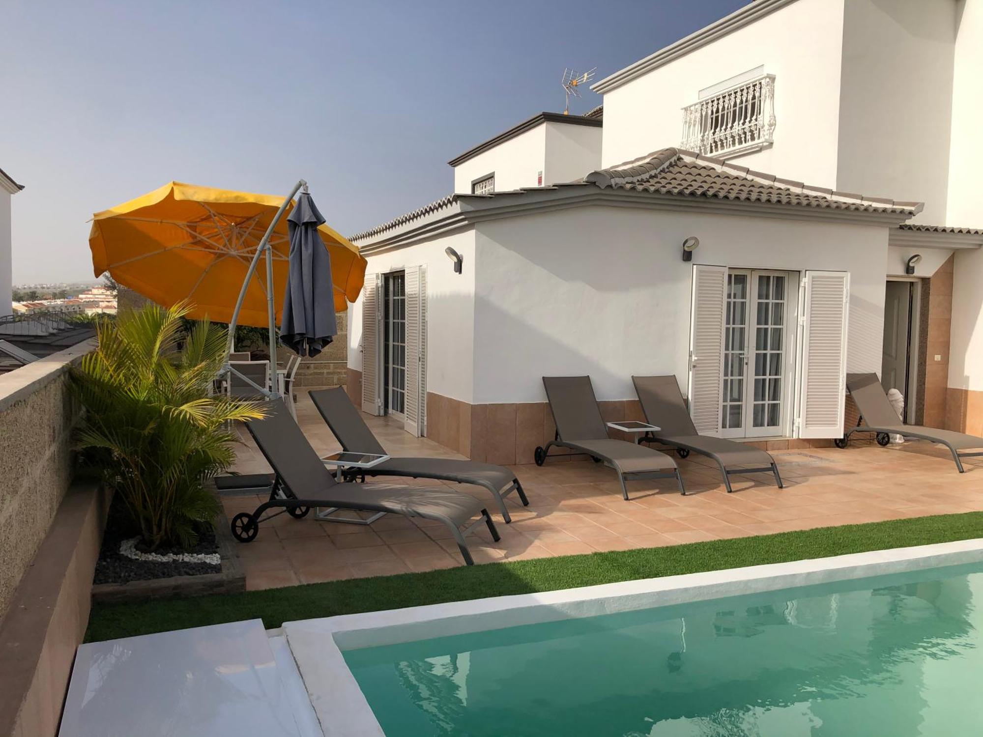 Villa Vanesa Luxury Private Villa With A Heated Pool, 4 Bedrooms And 4 Bathrooms Costa Adeje  Extérieur photo