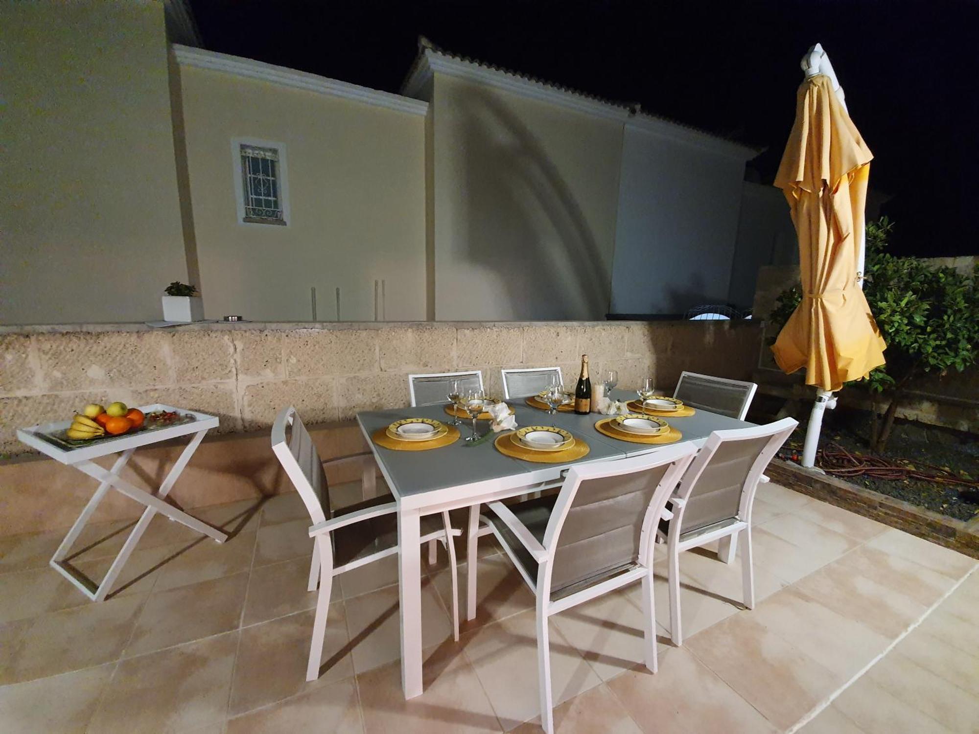 Villa Vanesa Luxury Private Villa With A Heated Pool, 4 Bedrooms And 4 Bathrooms Costa Adeje  Extérieur photo