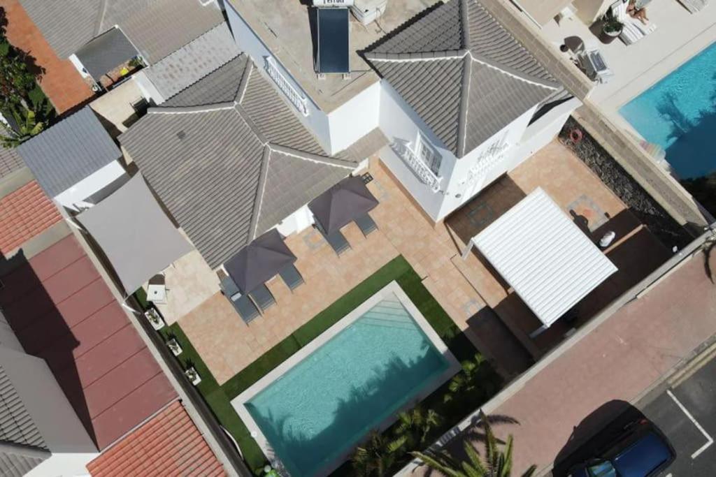 Villa Vanesa Luxury Private Villa With A Heated Pool, 4 Bedrooms And 4 Bathrooms Costa Adeje  Extérieur photo