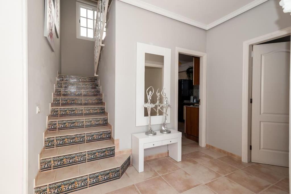 Villa Vanesa Luxury Private Villa With A Heated Pool, 4 Bedrooms And 4 Bathrooms Costa Adeje  Extérieur photo